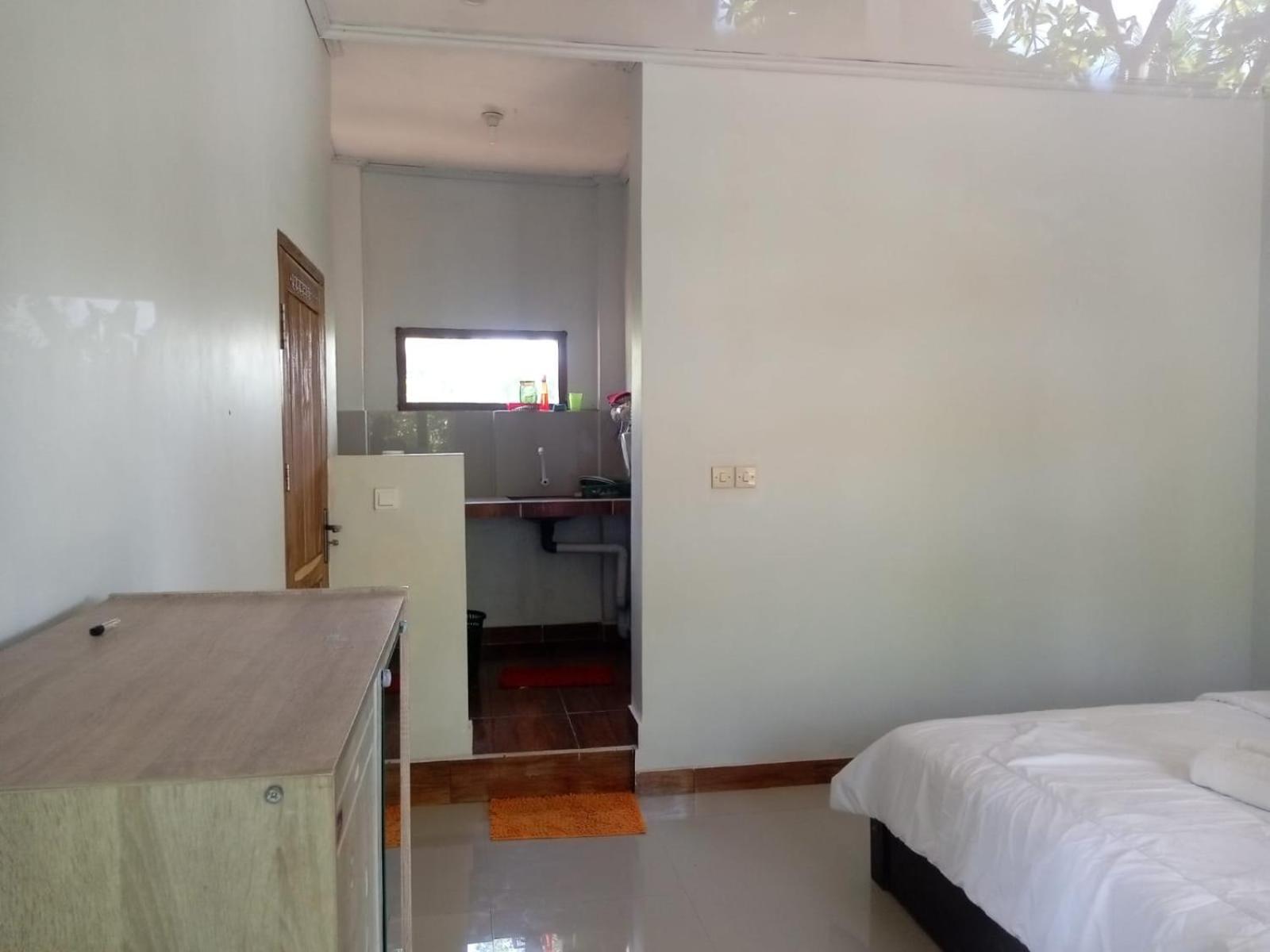 Kri Homestay Kuta  Exterior photo