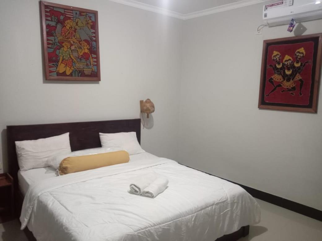 Kri Homestay Kuta  Exterior photo