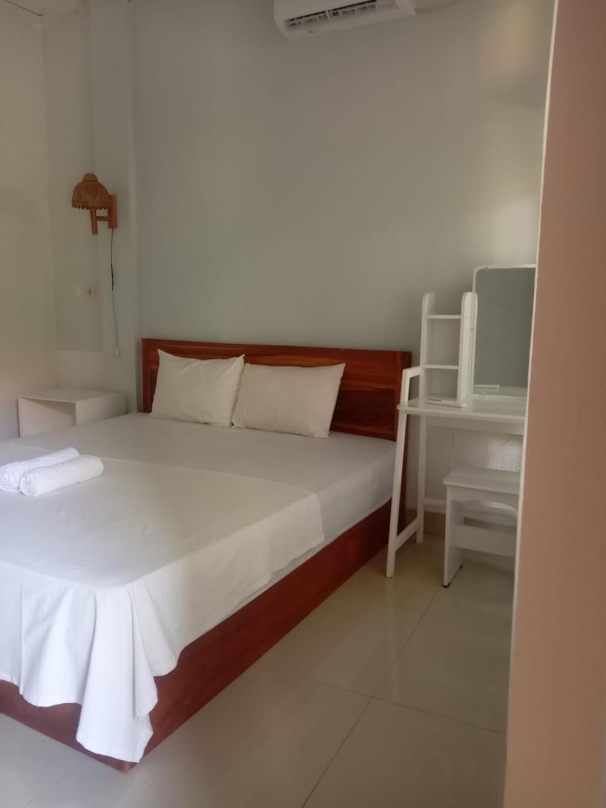 Kri Homestay Kuta  Room photo