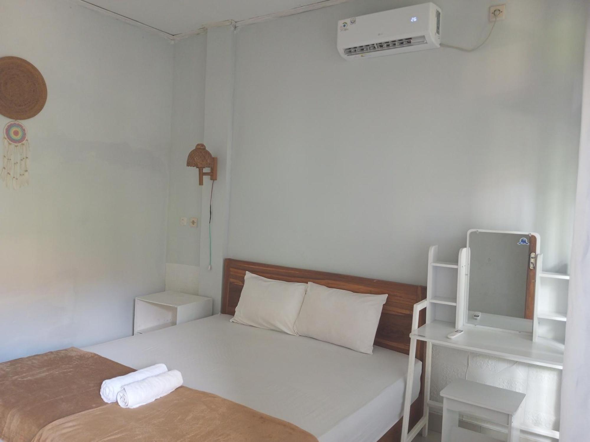 Kri Homestay Kuta  Room photo
