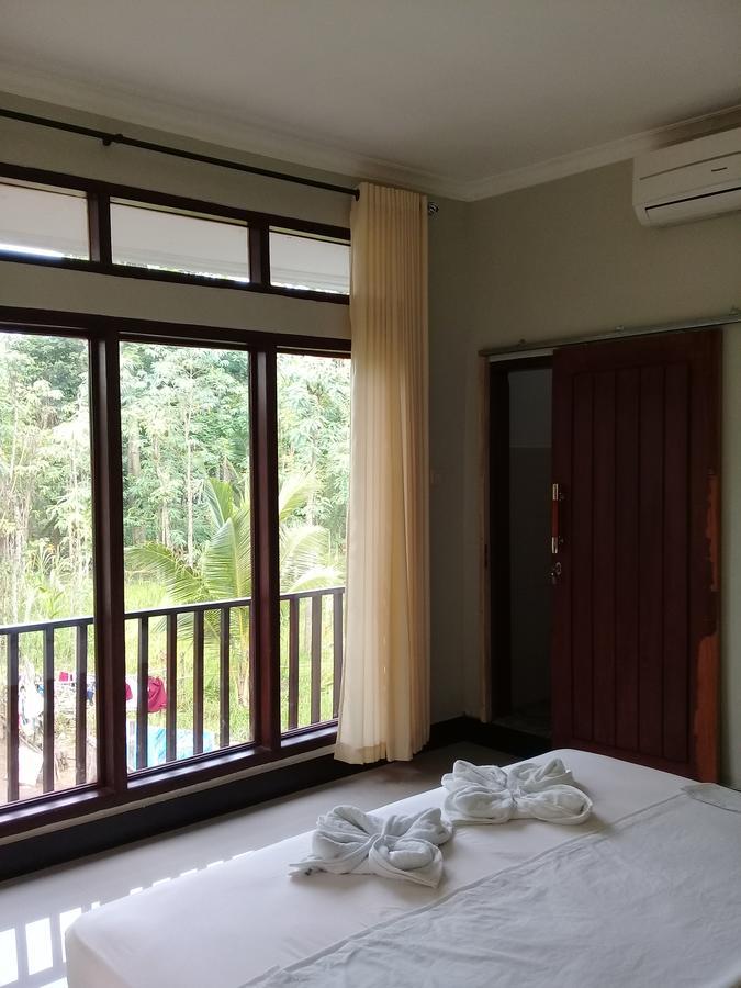 Kri Homestay Kuta  Exterior photo